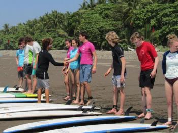 Lecciones de Surf, Dominical, Pacífico Sur, Costa Rica photo